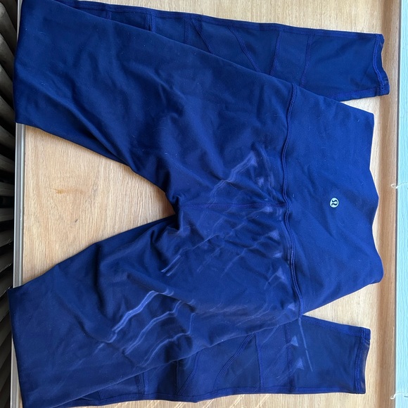 Lululemon Navy Blue high waist full size Leggings 4/6 - Picture 1 of 3